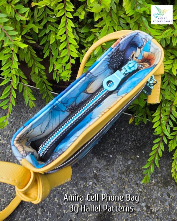 THE AMIRA CELLPHONE BAG