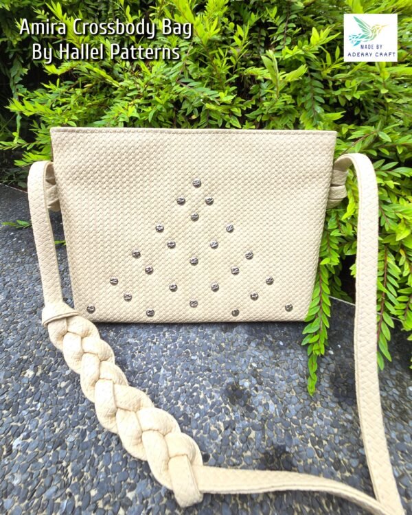 THE AMIRA CROSSBODY BAG