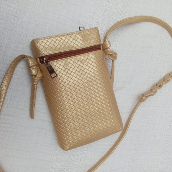 THE AMIRA CELLPHONE BAG